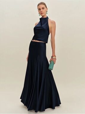 REFORMATION Sera Silk Two Piece Set in Navy 8